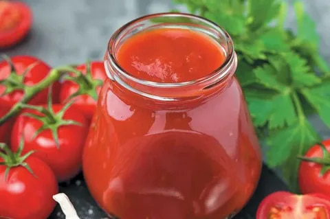 رب گوجه فرنگی فله گزینه ای اقتصادی برای مصرف بالا در آشپزخانه های صنعتی و عمده